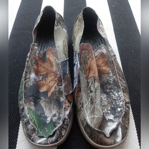 Mens Crocs Santacruz Realtree Mens size 11